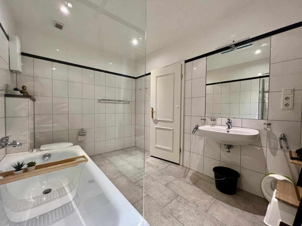 Vonmos City Apartments Трабен-Трарбах Екстериор снимка